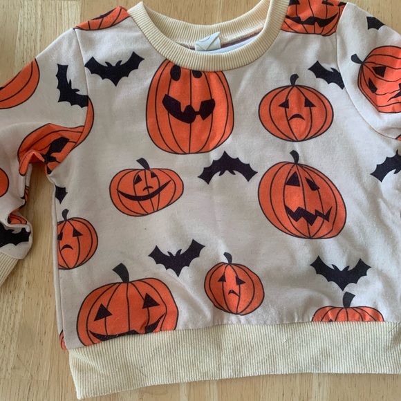 Boutique Halloween Jack-o-lantern Sweater - Picture 2 of 4